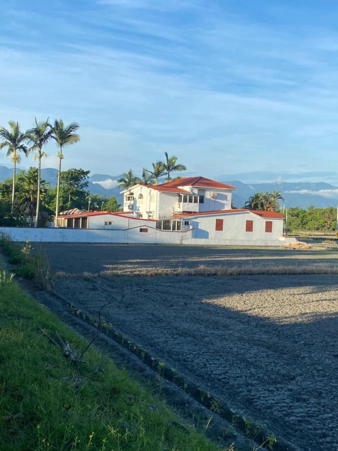 Sunny Villa Homestay Wujie Εξωτερικό φωτογραφία