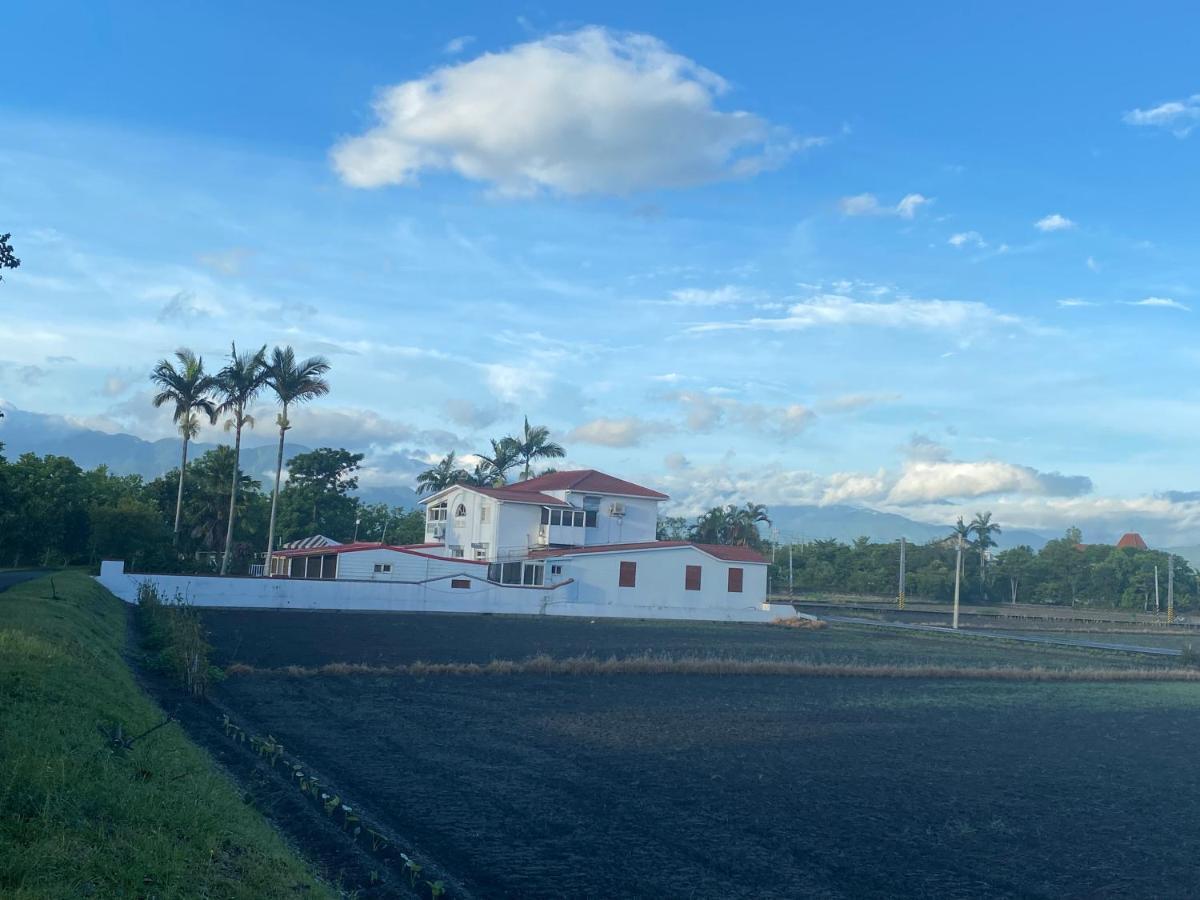 Sunny Villa Homestay Wujie Εξωτερικό φωτογραφία