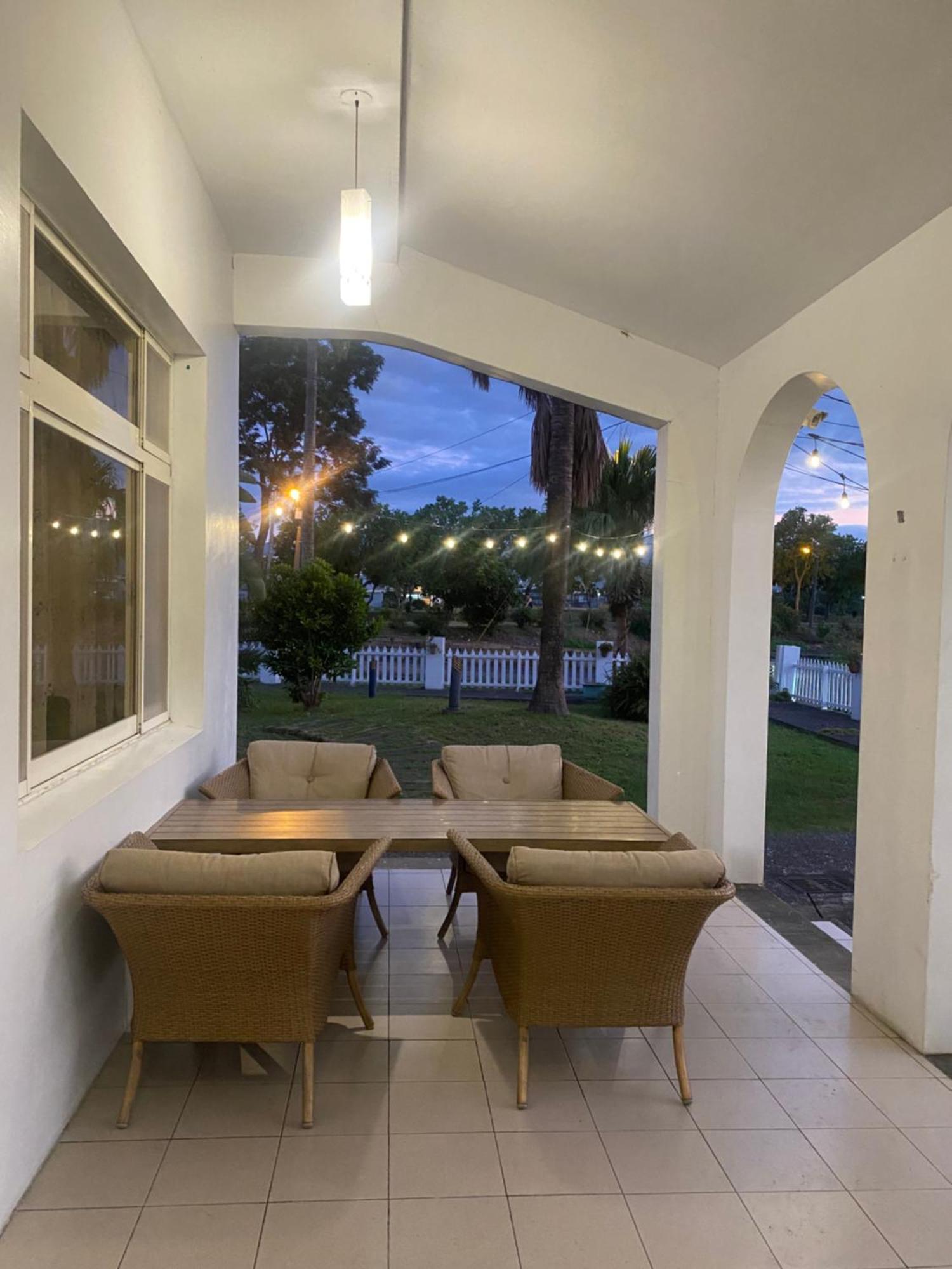 Sunny Villa Homestay Wujie Εξωτερικό φωτογραφία